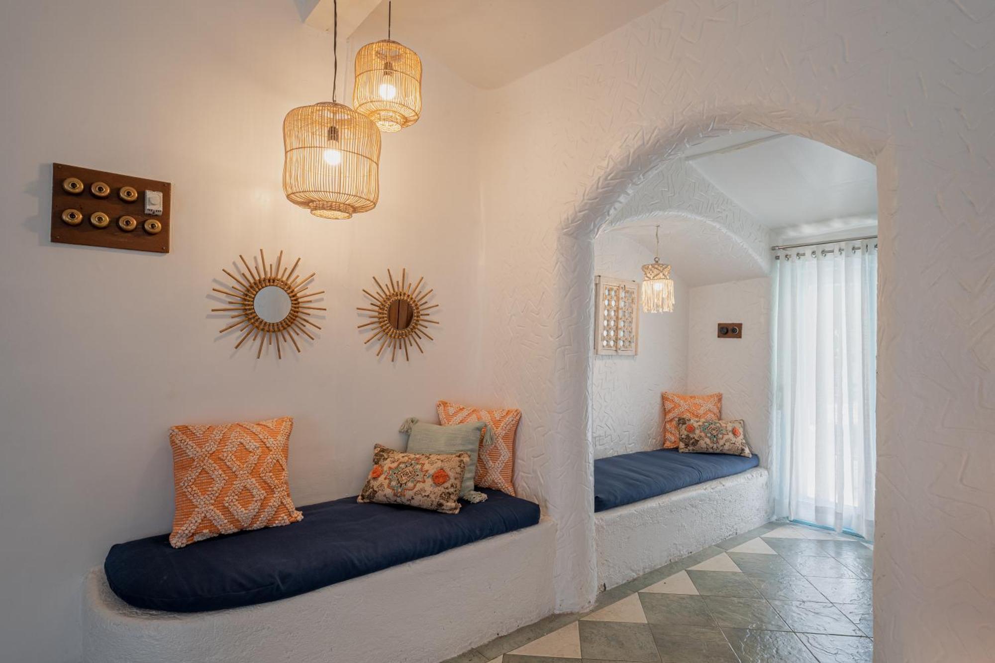 Lohonostays Villa Santorini Alībāg Exterior foto